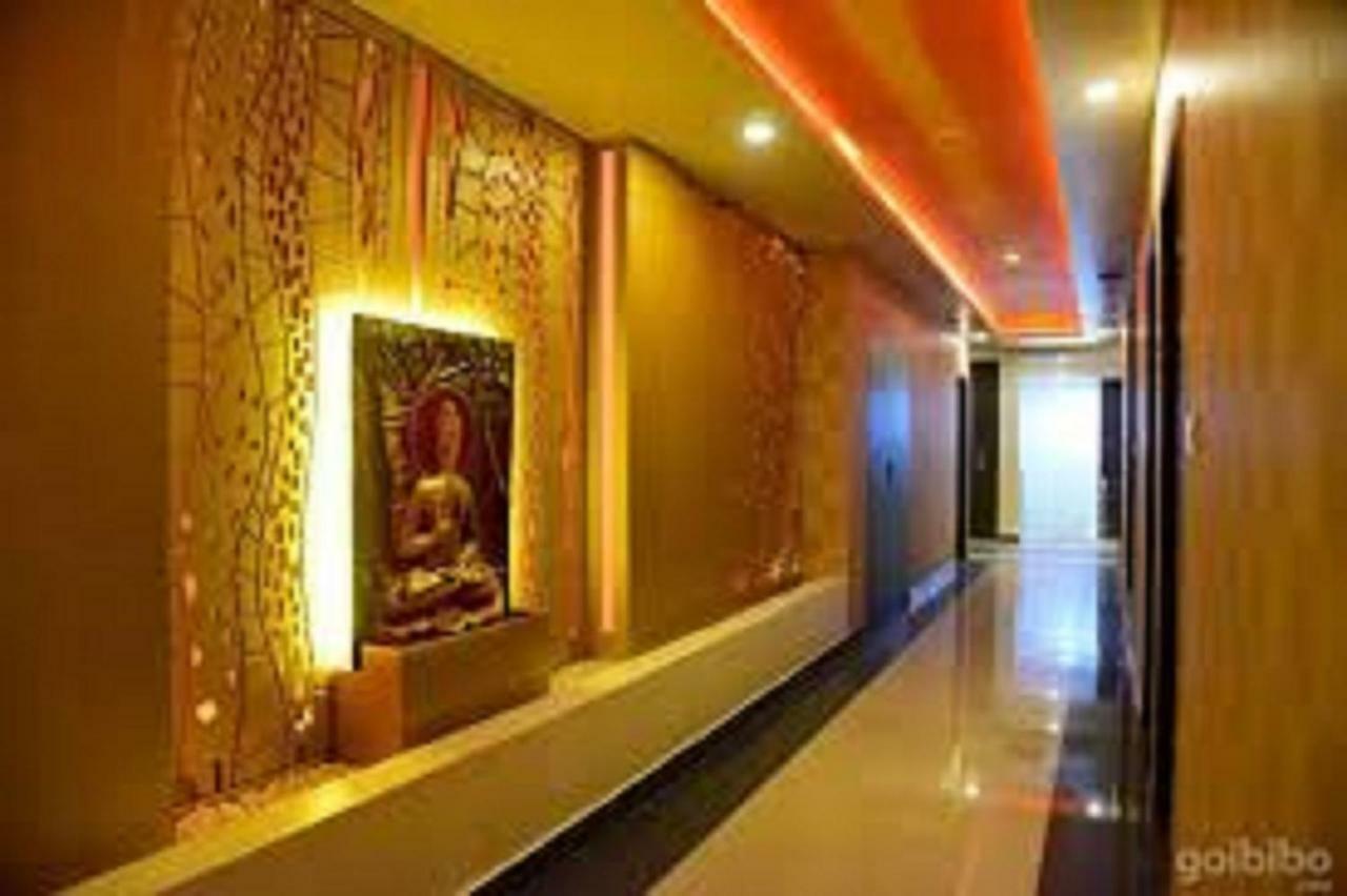 Hotel Sumith Palace Puducherry Buitenkant foto